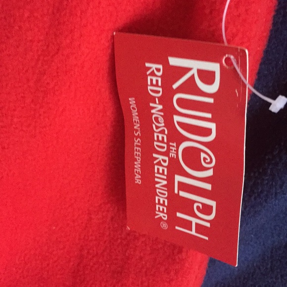 One piece soft cotton pajama set. - Picture 4 of 4